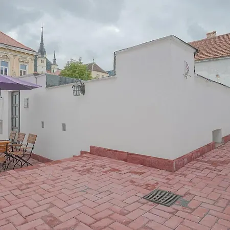 Style House * Брашов